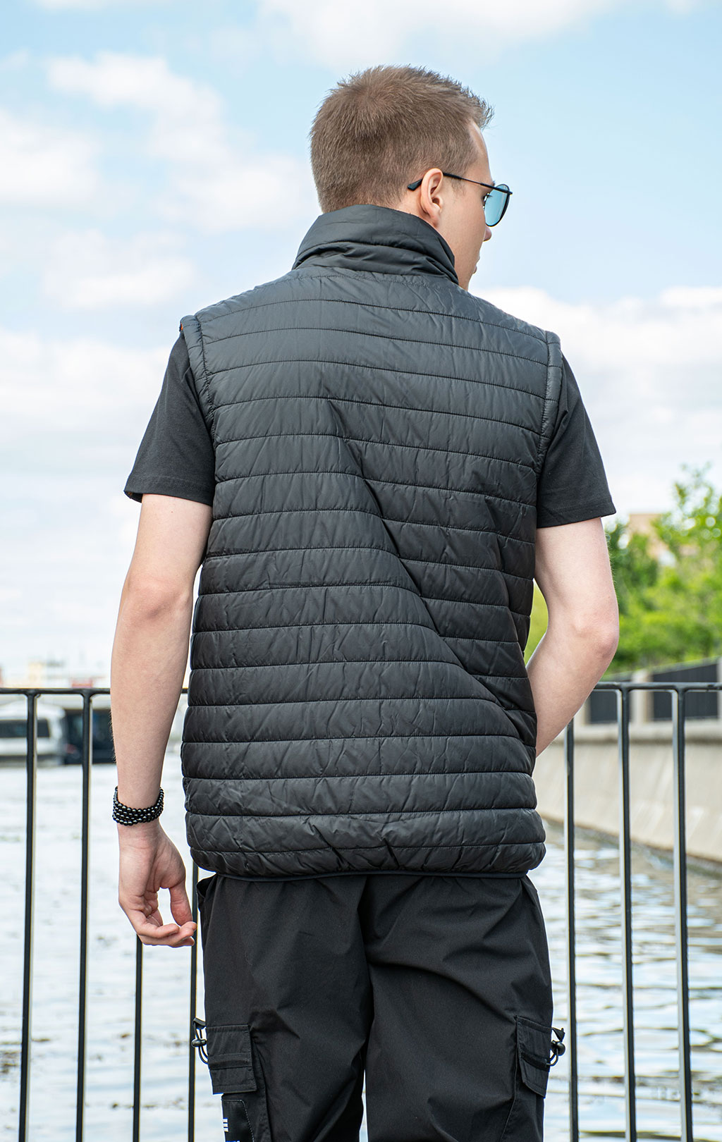 Жилет ALPHA INDUSTRIES PUFFER VEST ULW black 