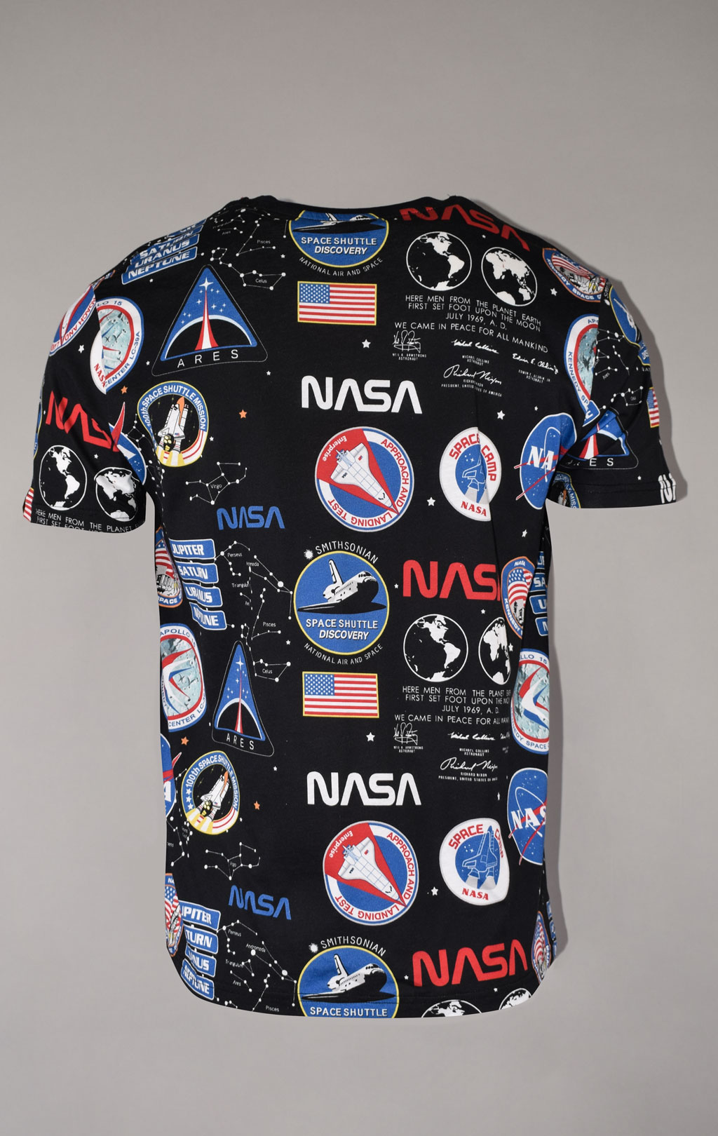 Футболка ALPHA INDUSTRIES NASA AOP black 