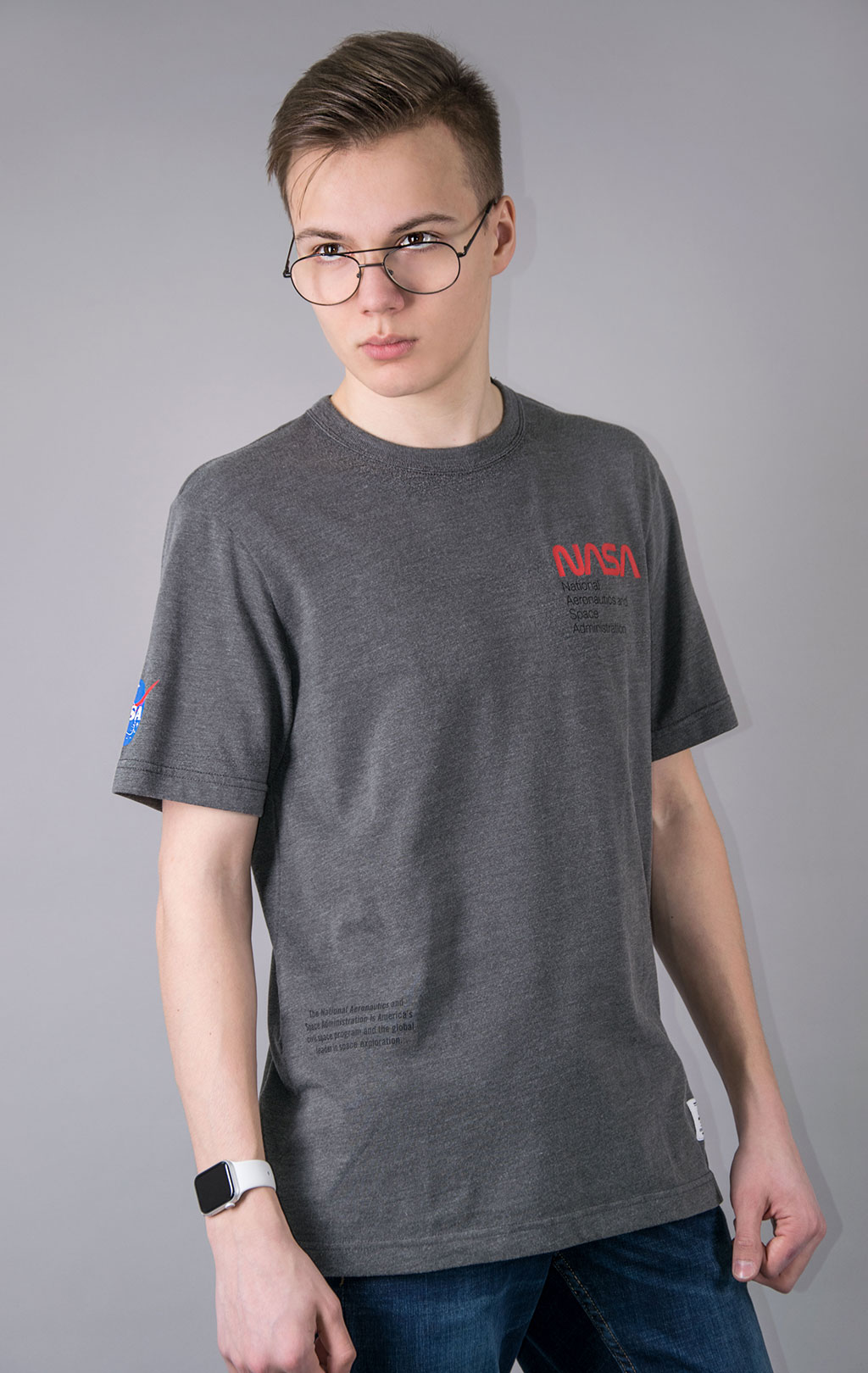 Футболка ALPHA INDUSTRIES NASA WORM LOGO TEE плотная SS 23 dark charcoal heather 