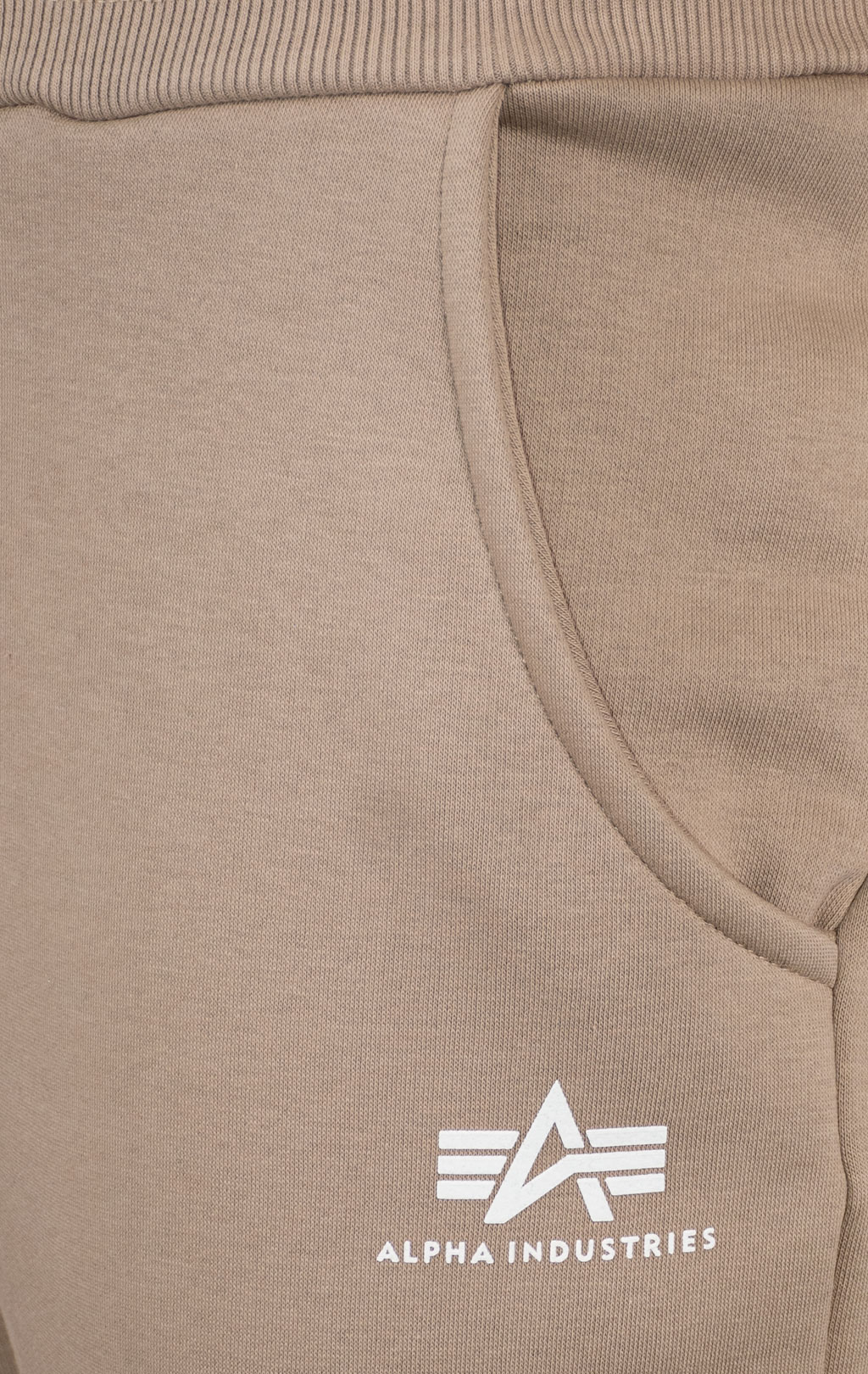 Брюки спортивные джоггеры ALPHA INDUSTRIES BASIC JOGGER SMALL LOGO vintage sand 