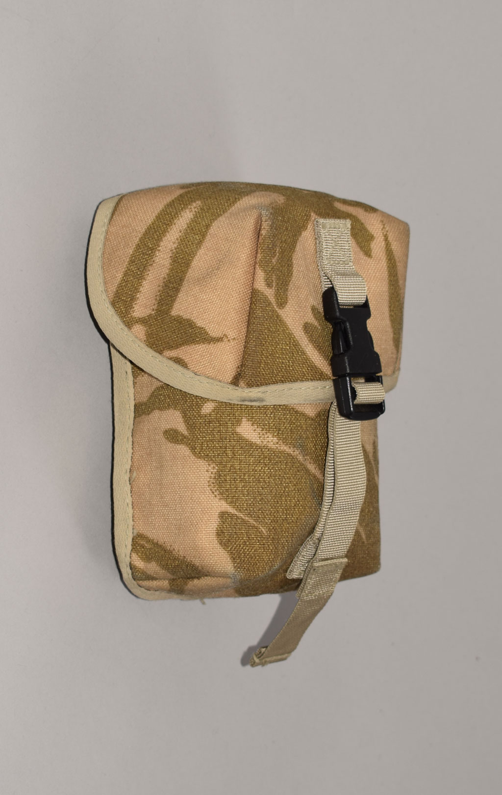 Подсумок многоцелевой Utility Small MOLLE dpm desert б/у Англия