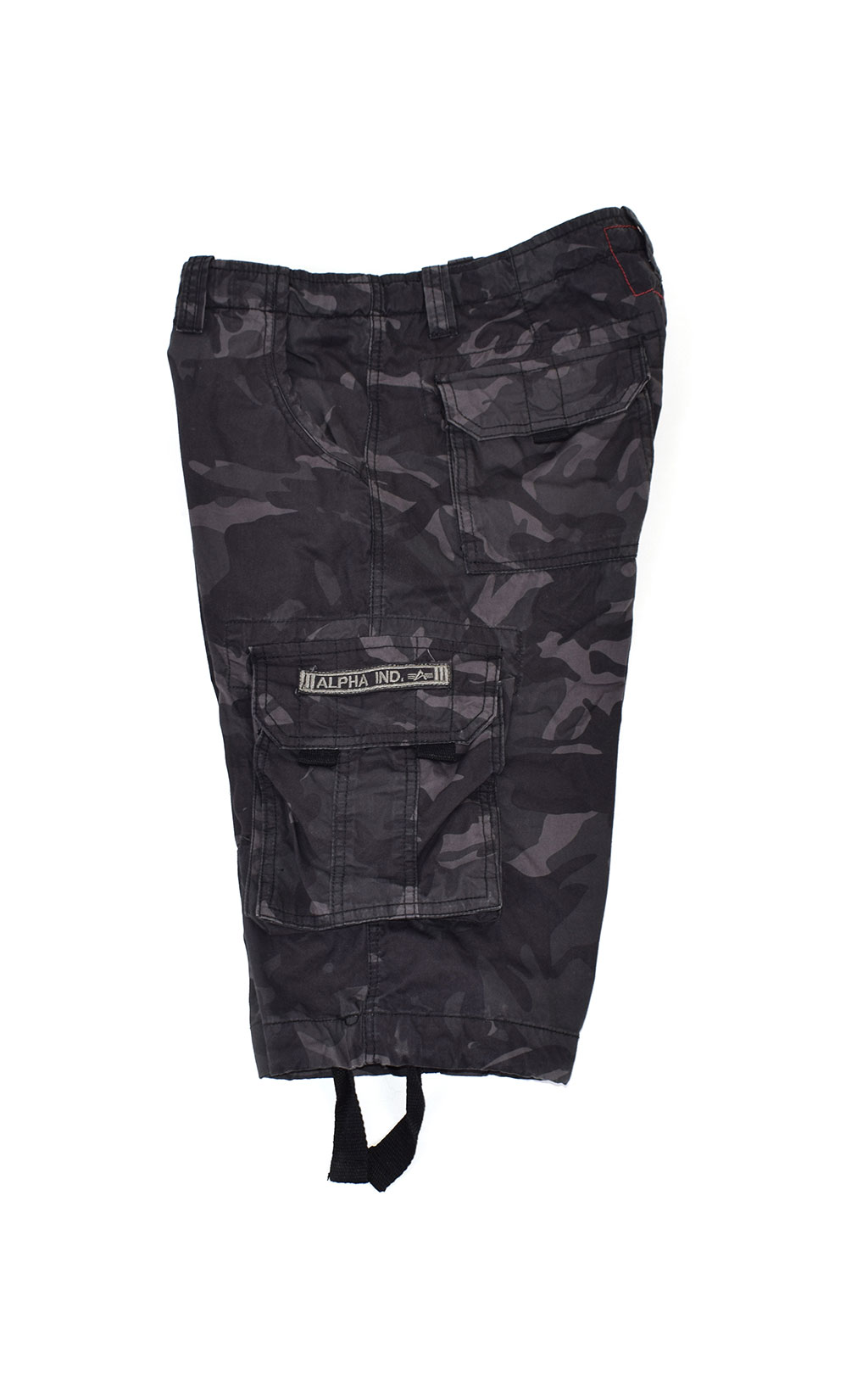 Шорты ALPHA INDUSTRIES JET black camo 