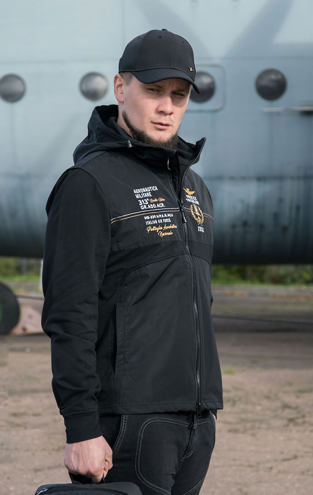 Куртка с капюшоном AERONAUTICA MILITARE FW 21/22 m/BD jet black (AF 434) 