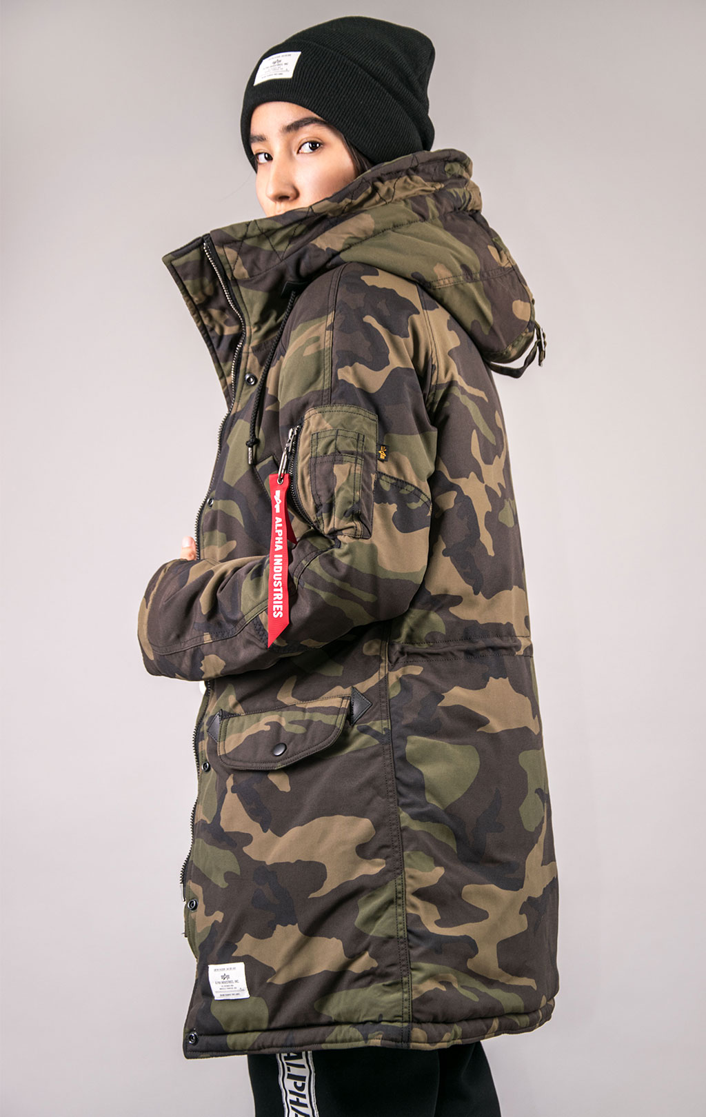 Женская аляска ALPHA INDUSTRIES ALTITUDE MOD PARKA N-3B FW 22/23 m dark woodland camo 