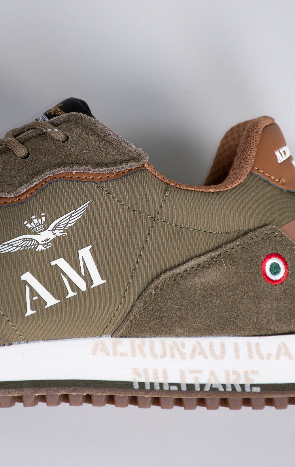 Кроссовки AERONAUTICA MILITARE (SC 0320) SS 26/CN verde militare 