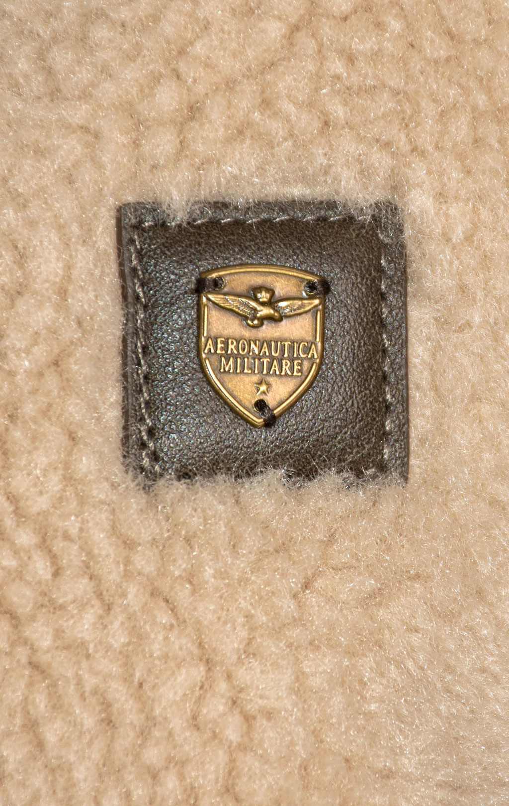 Женская куртка AERONAUTICA MILITARE FW 25/26/CN cammello/cioccolato (AB 3004) 