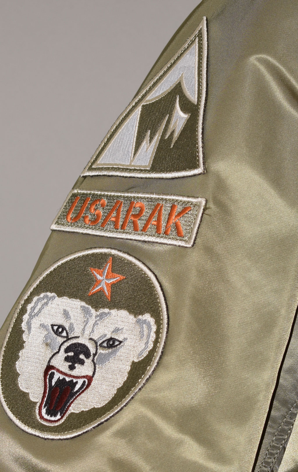 Куртка-бомбер лётная ALPHA INDUSTRIES HOODED ARCTIC MA-1 stratos 