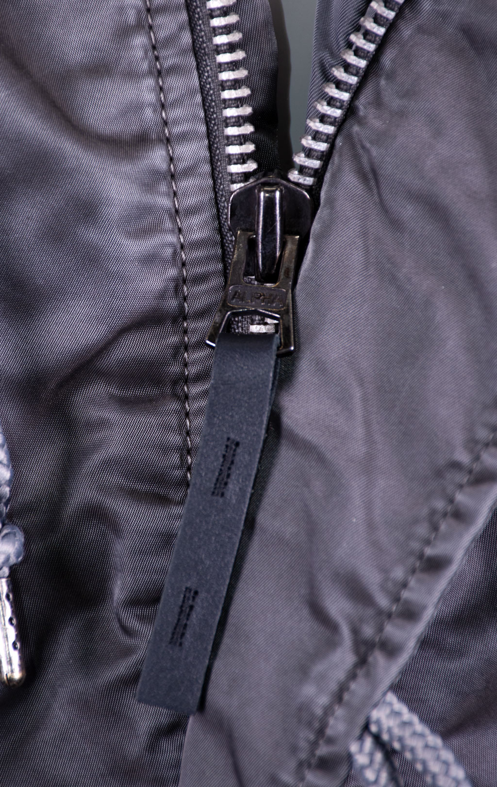 Женская аляска ALPHA INDUSTRIES N-2B BATTLEWASH PARKA FW 21 m new silver 