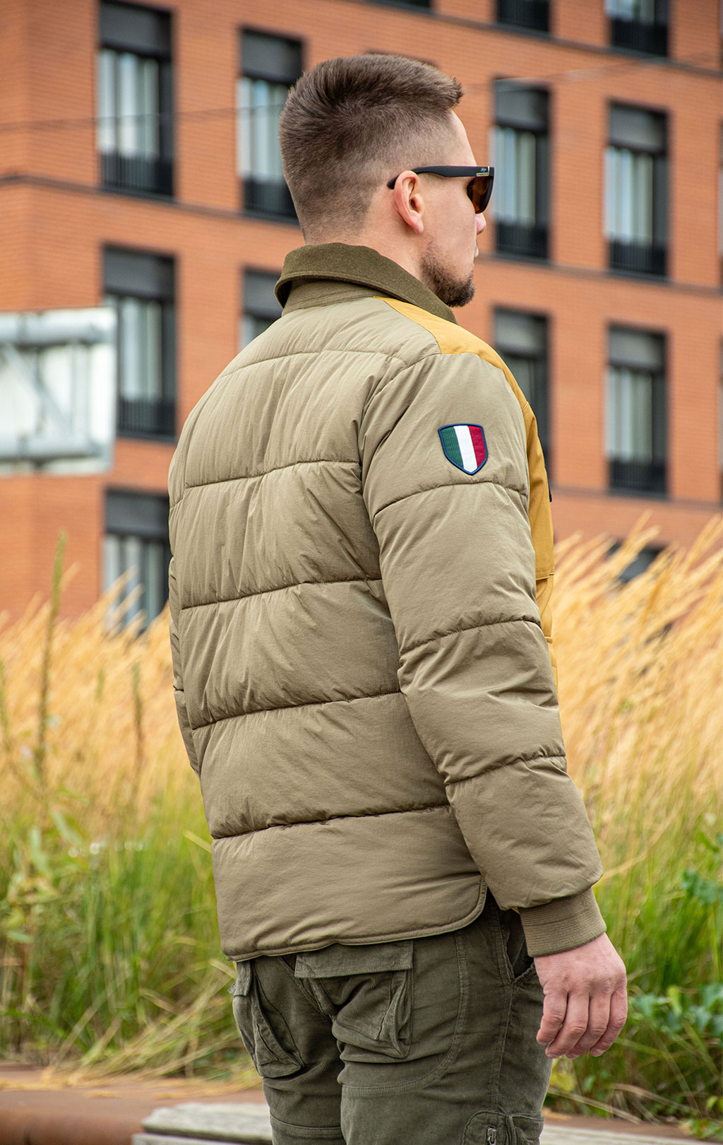 Куртка-пилот AERONAUTICA MILITARE FW 26/27/CN caffelatte/yellow curry (AB 3081) 