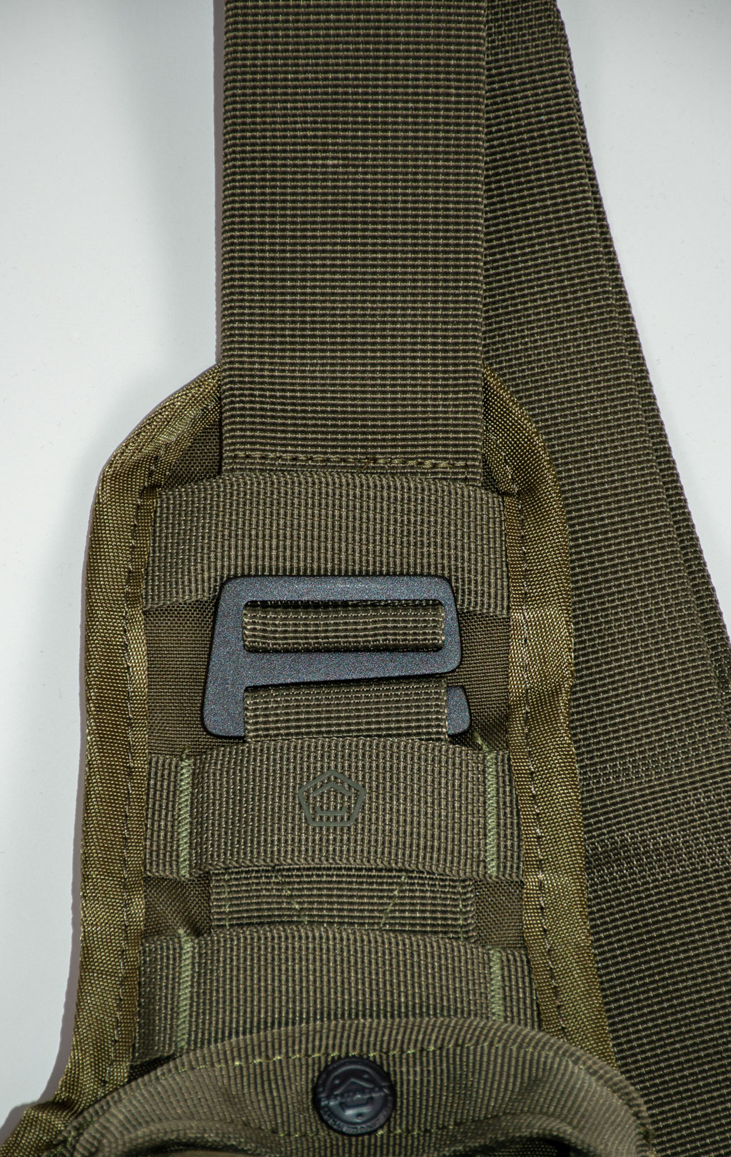 Сумка-слинг Pentagon UCB 2.0 UNIVERSAL CHEST 7L 06E ral7013 17046-2.0 