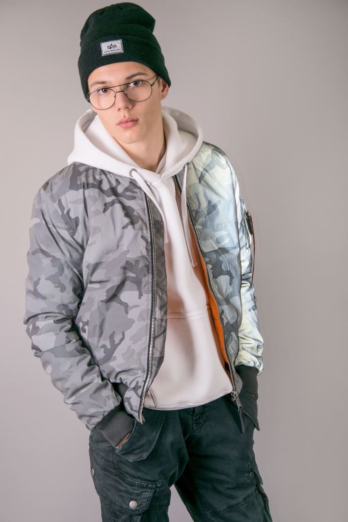 Бомбер ALPHA INDUSTRIES VF59 REFLECTIVE CAMO MA-1 black camo фото 3