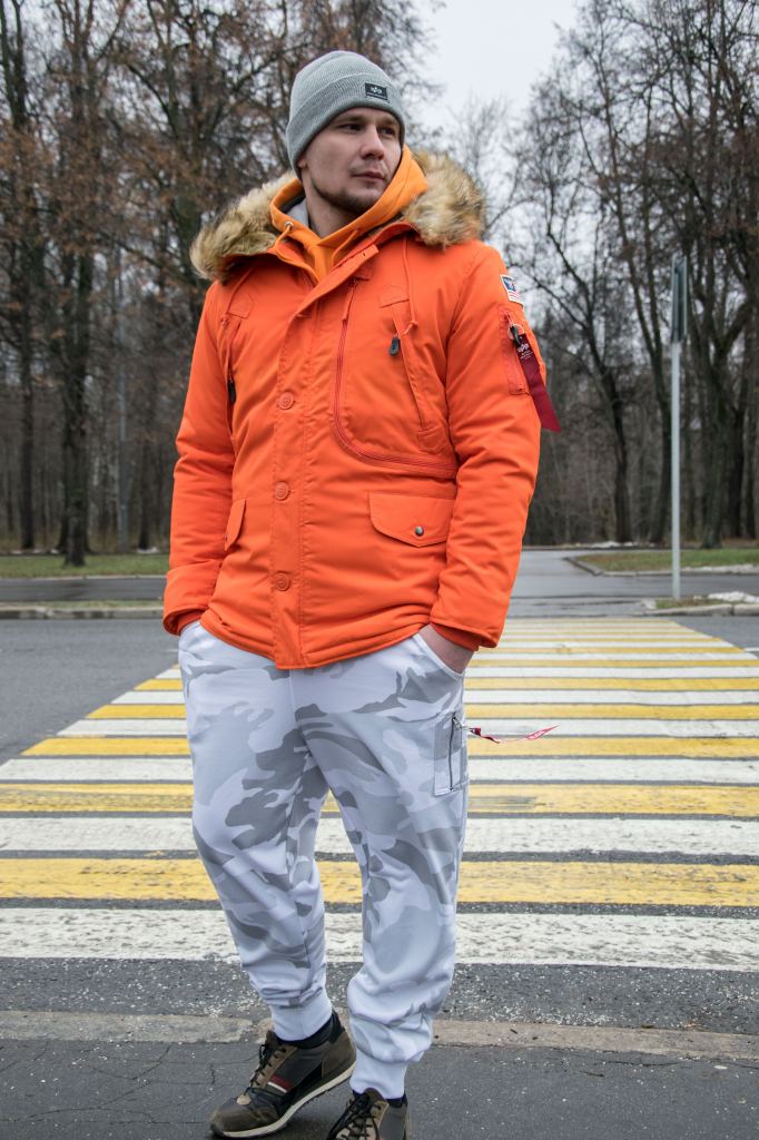 Alyaska_ALPHA_INDUSTRIES_POLAR_flame_orange_3.jpeg