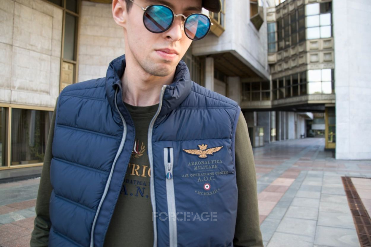 жилет с логотипом Aeronautica Militare IMG-20190731-WA0003.jpg