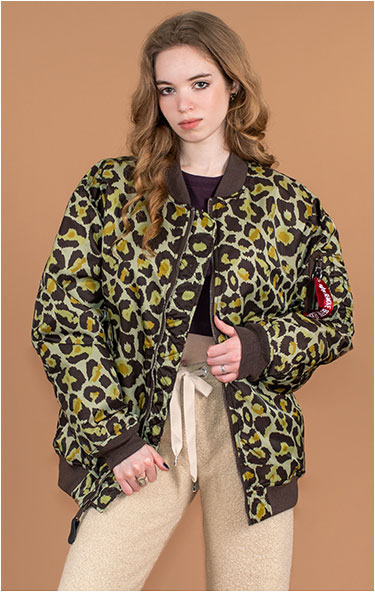 Женская куртка-бомбер лётная ALPHA INDUSTRIES CORE CAMO MA-1 olive leo camo