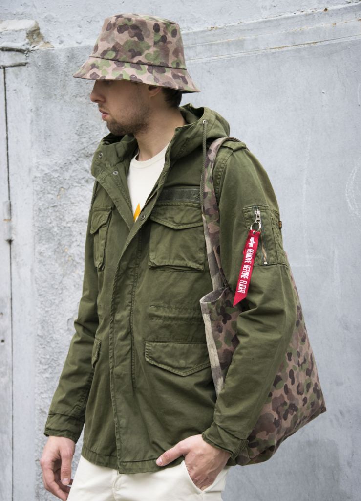 Накладные карманы ветровки ALPHA INDUSTRIES HUNTINGTON HOOD M-65