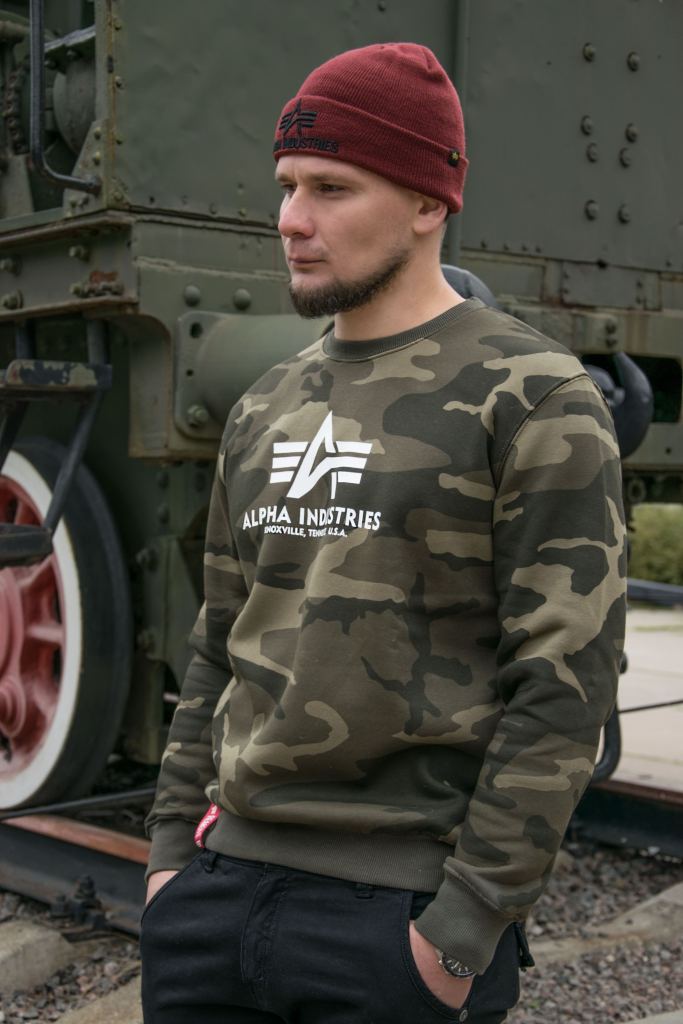 Мужская толстовка камуфляж с логотипом Alpha Industries