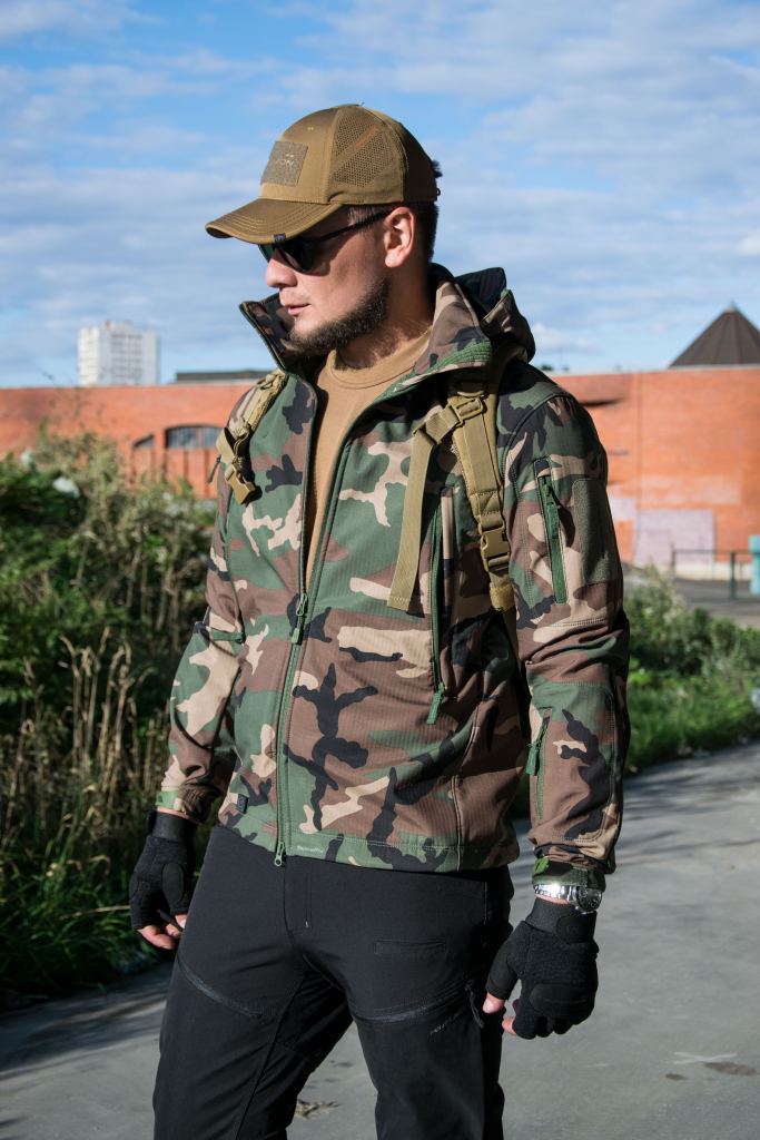 Softshell woodland top
