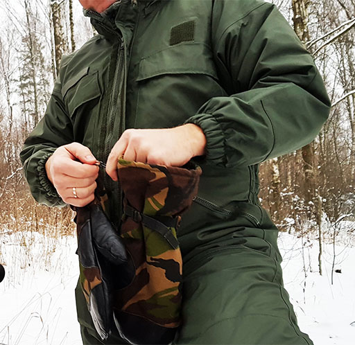 Тёплые армейские рукавицы – отличное решение для активного отдыха на природе.