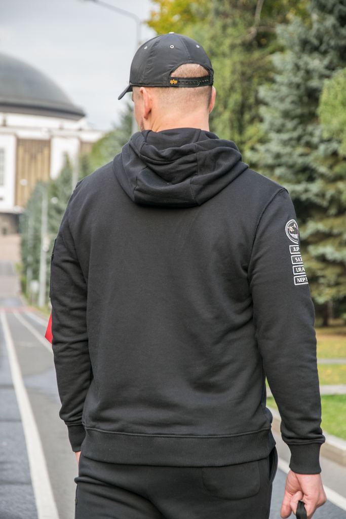 Толстовка-ALPHA-INDUSTRIES-NASA-VOYAGER-HOODY-black-black-2.jpg