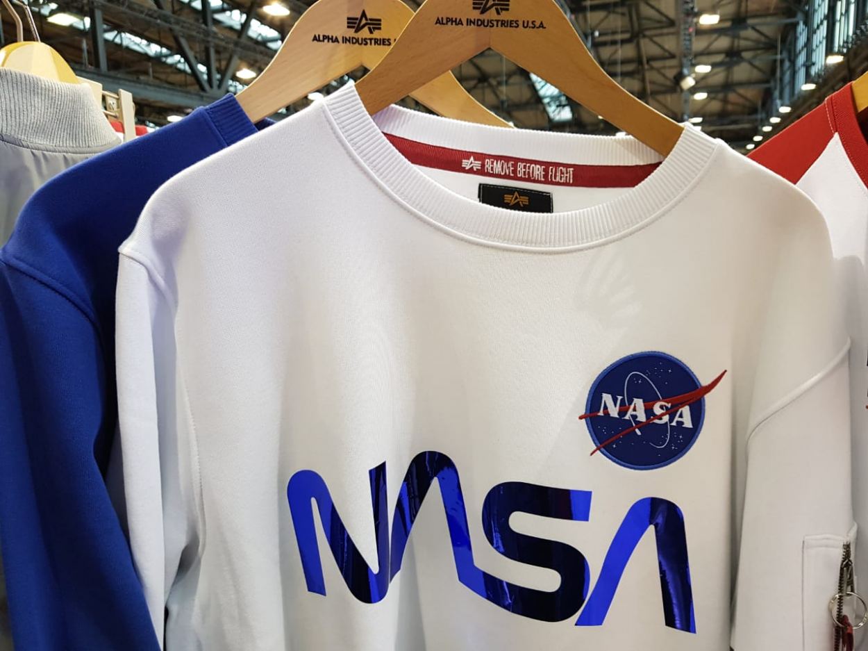 Мужской свитшот NASA Alpha Industries