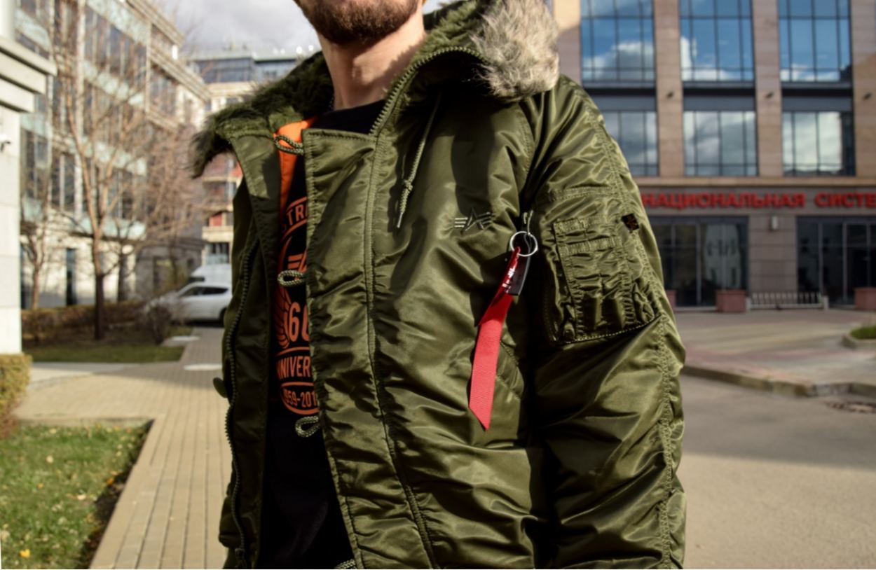 Мужская зимняя короткая аляска Alpha Industries