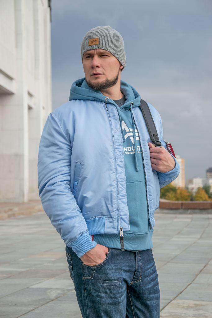 Бомбер-ALPHA-INDUSTRIES-VF-59-MA-1-light-blue-3.jpg