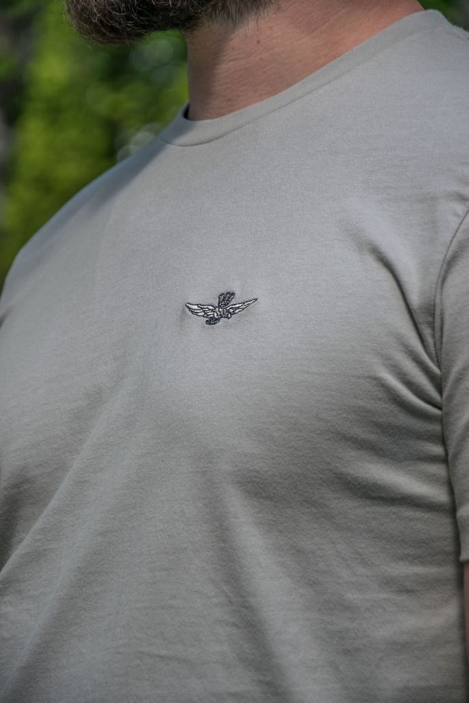 Вышивка логотип футболки AERONAUTICA MILITARE