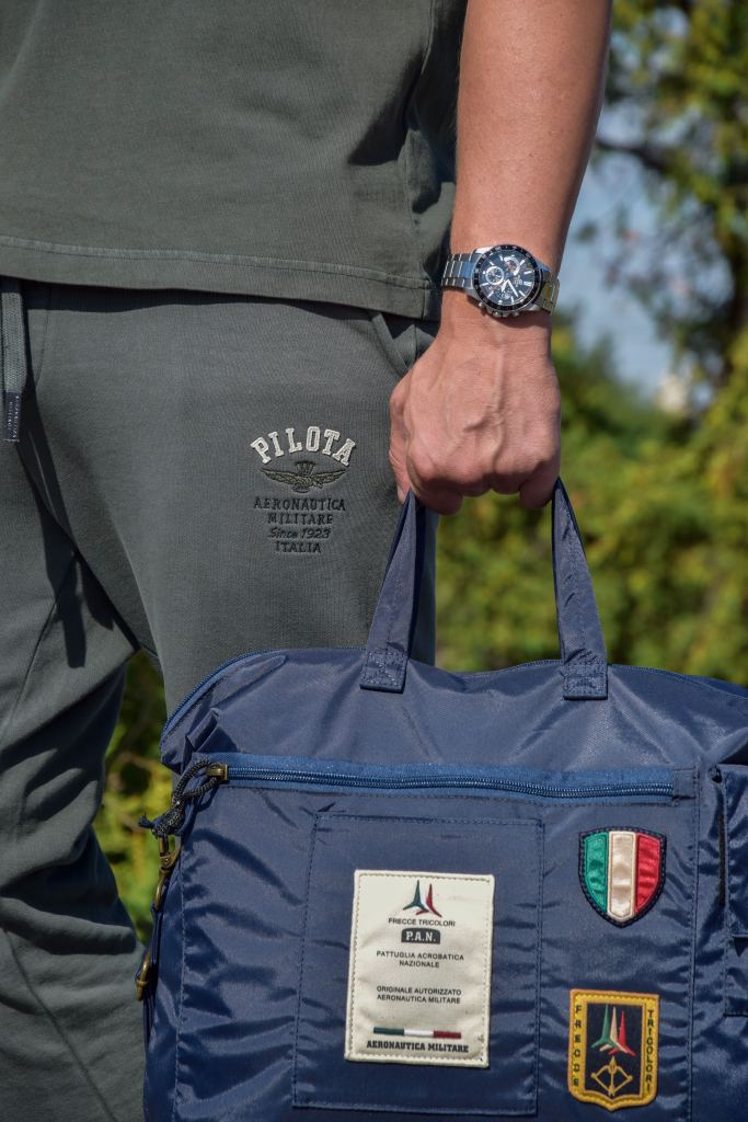 Брюки-спортивные-AERONAUTICA-MILITARE-FW-22-23-IN-verdone-(PF-856)-7.jpg Брюки-спортивные-AERONAUTICA-MILITARE-FW-22-23-IN-verdone-(PF-856)-7.jpg