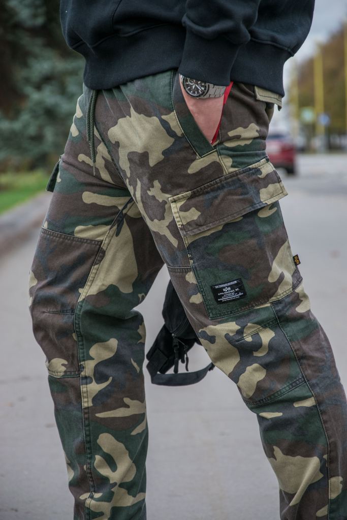 Брюки джоггеры ALPHA-INDUSTRIES COTTON JOGGER camo woodland