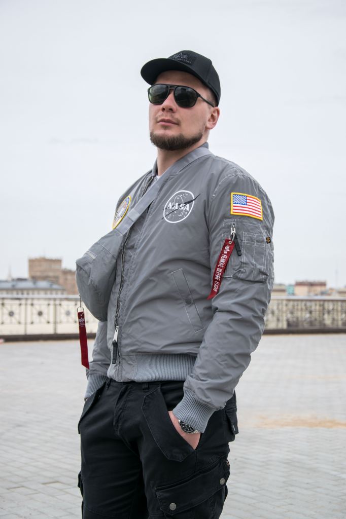 Ветровка-бомбер ALPHA INDUSTRIES NASA REFLECTIVE MA-1 silver reflective фото 3