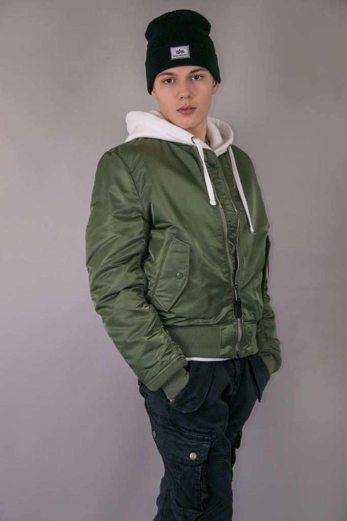 Бомбер ALPHA INDUSTRIES SLIM FIT EUROPEAN FIT MA-1 FW22-23 sage_green фото 3