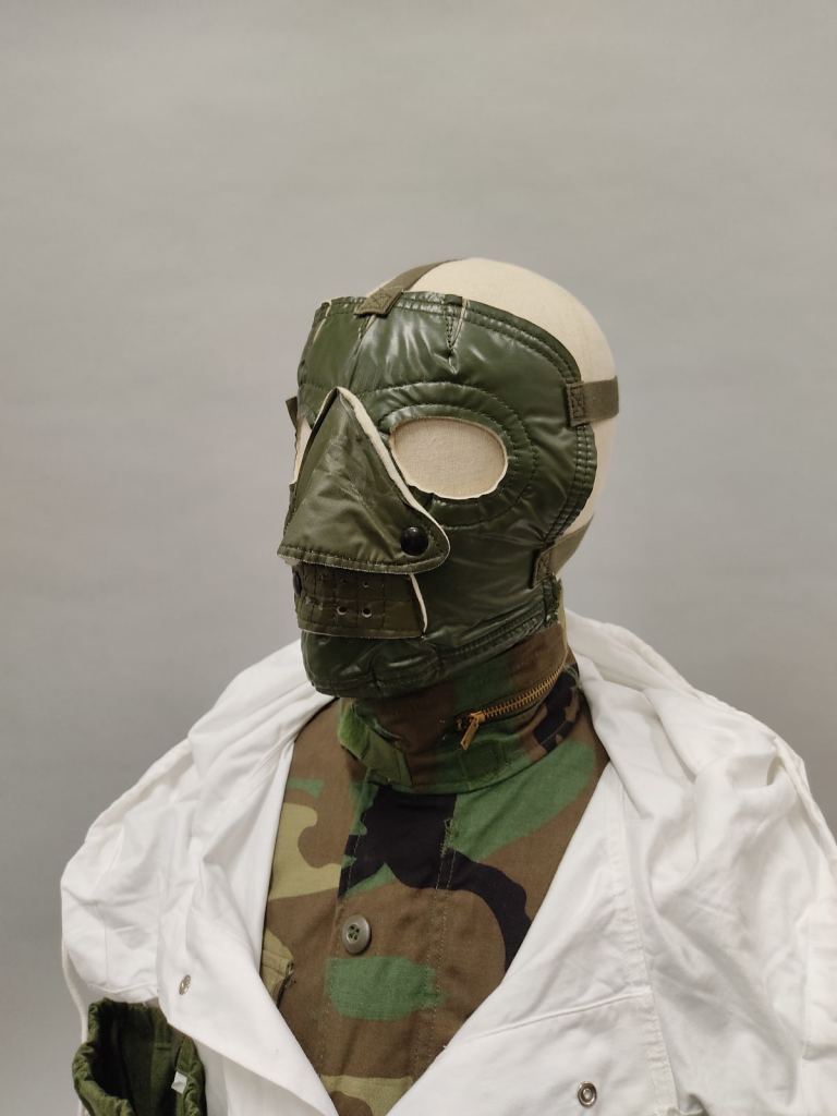 Военная маска для защиты лица от холода