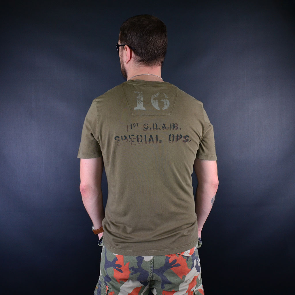 мужская футболка Аэронавтика Милитари с принтом на спине
