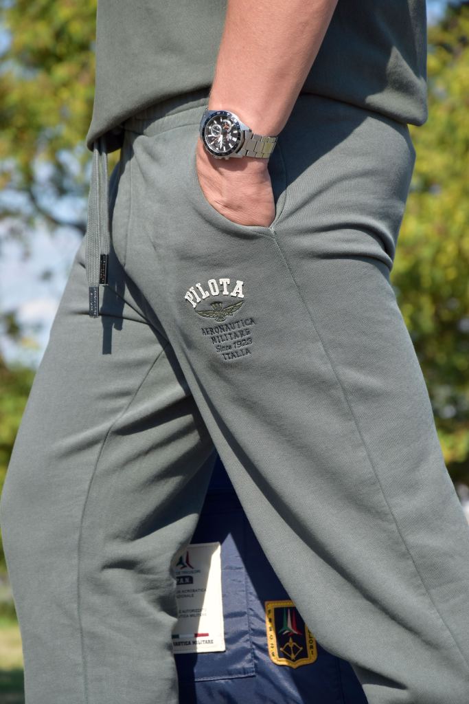 Брюки-спортивные-AERONAUTICA-MILITARE-FW-22-23-IN-verdone-(PF-856)-2.jpg Брюки-спортивные-AERONAUTICA-MILITARE-FW-22-23-IN-verdone-(PF-856)-2.jpg