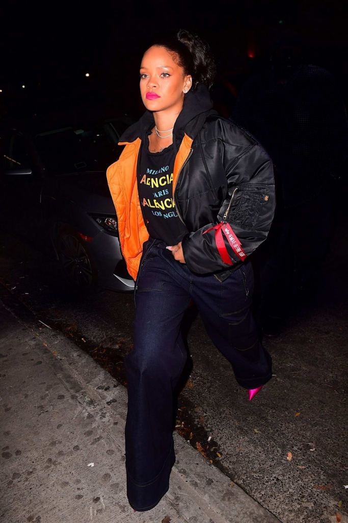 rihanna-in-bomber-jacket-arriving-at-a-party-hosted-by-the-chainsmokers-in-new-york-city-081217_1.jpeg