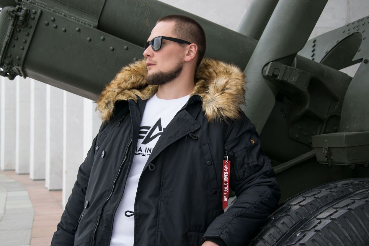 Аляска ALPHA INDUSTRIES EXPLORER black