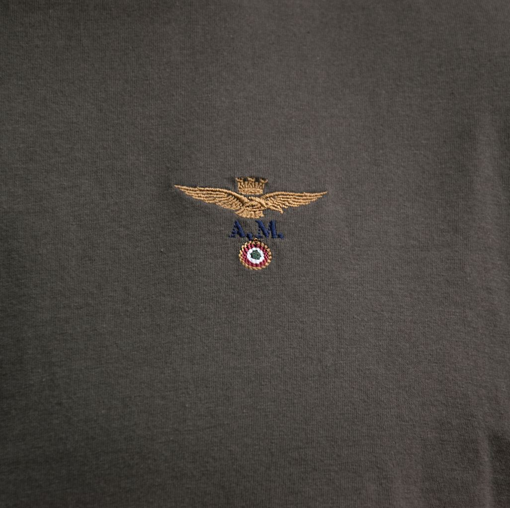 футболка с вышивкой Аэронавтика Милитари