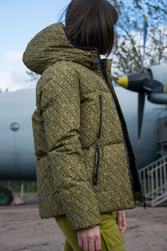 Женская куртка-пуховик с капюшоном AERONAUTICA MILITARE FW 21/22 m/CN cedro (AB 1992)