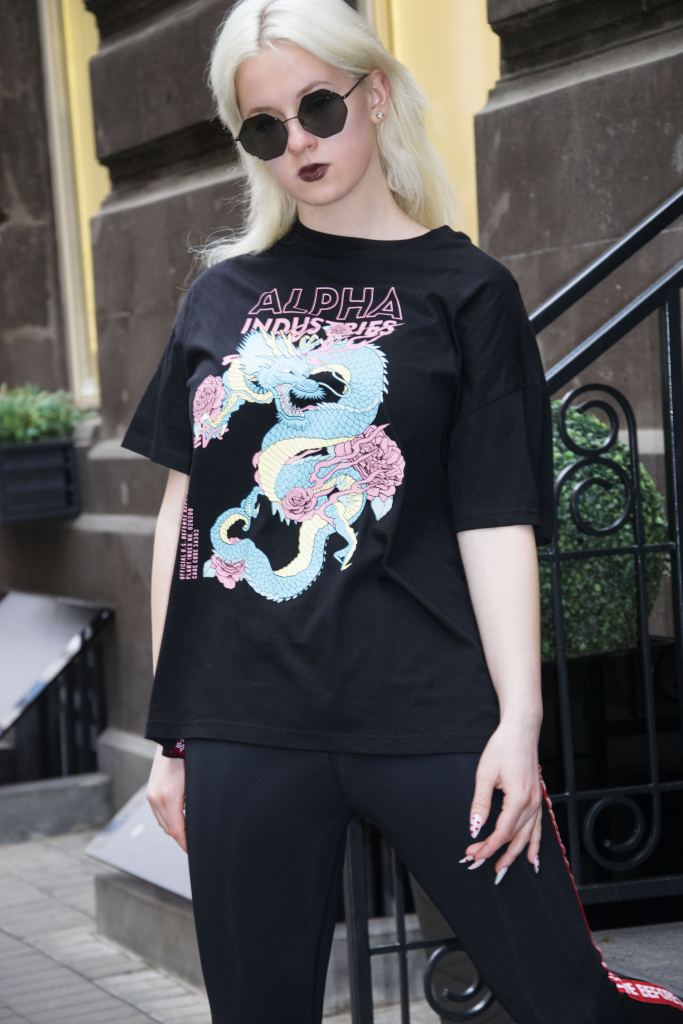 Женская футболка ALPHA INDUSTRIES HERITAGE DRAGON black фото 2