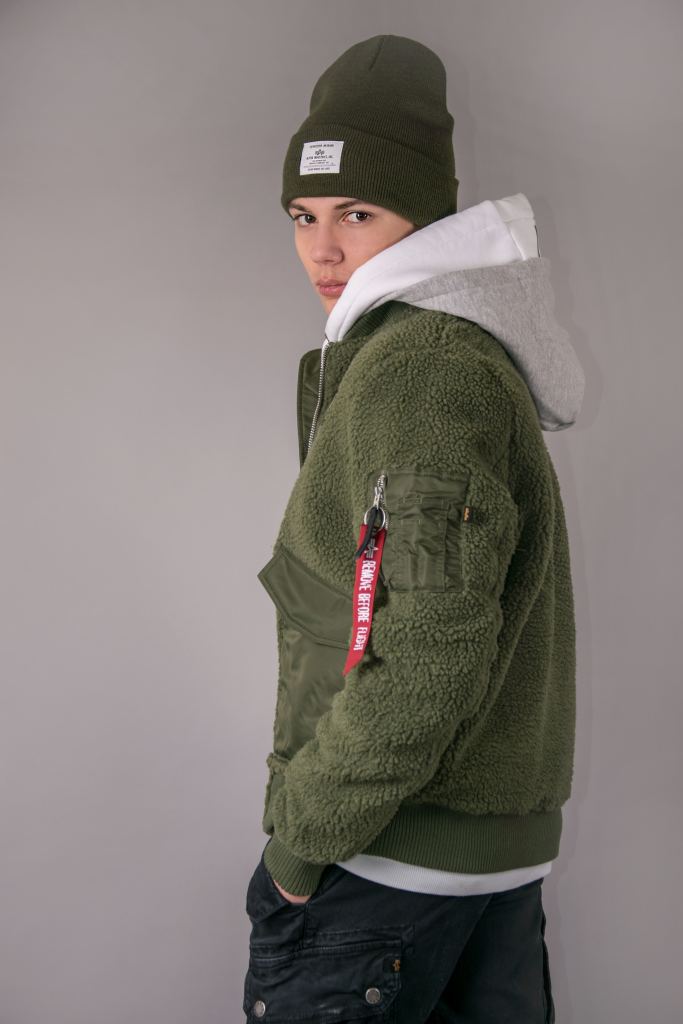 Куртка лётная ALPHA INDUSTRIES ZIP HOODY TEDDY CWU sage green фото 4