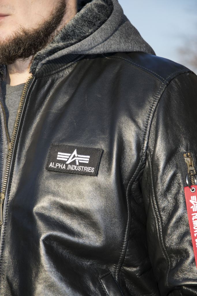 Кожаная куртка-бомбер летная ALPHA INDUSTRIES D-Tec leather MA-1 black фото 3