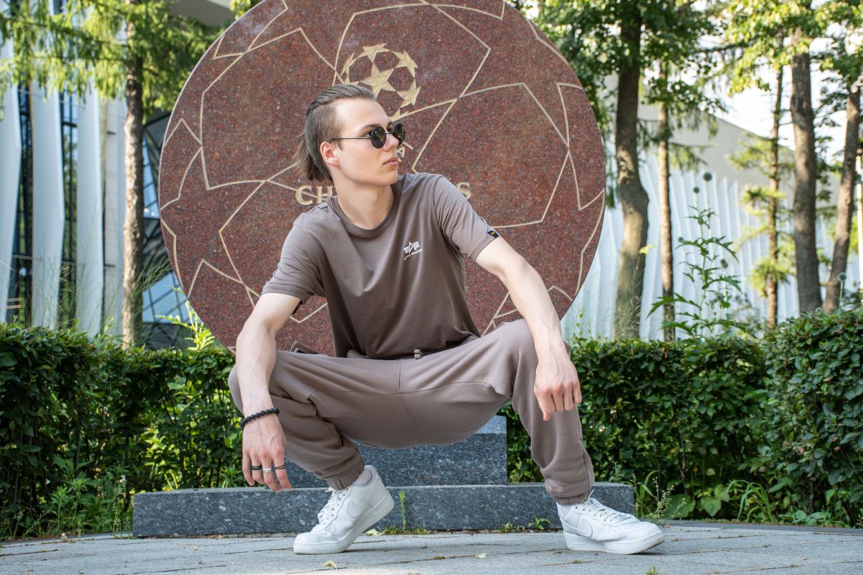 Брюки джоггеры карго ALPHA INDUSTRIES фото 1 Брюки джоггеры карго ALPHA INDUSTRIES фото 1