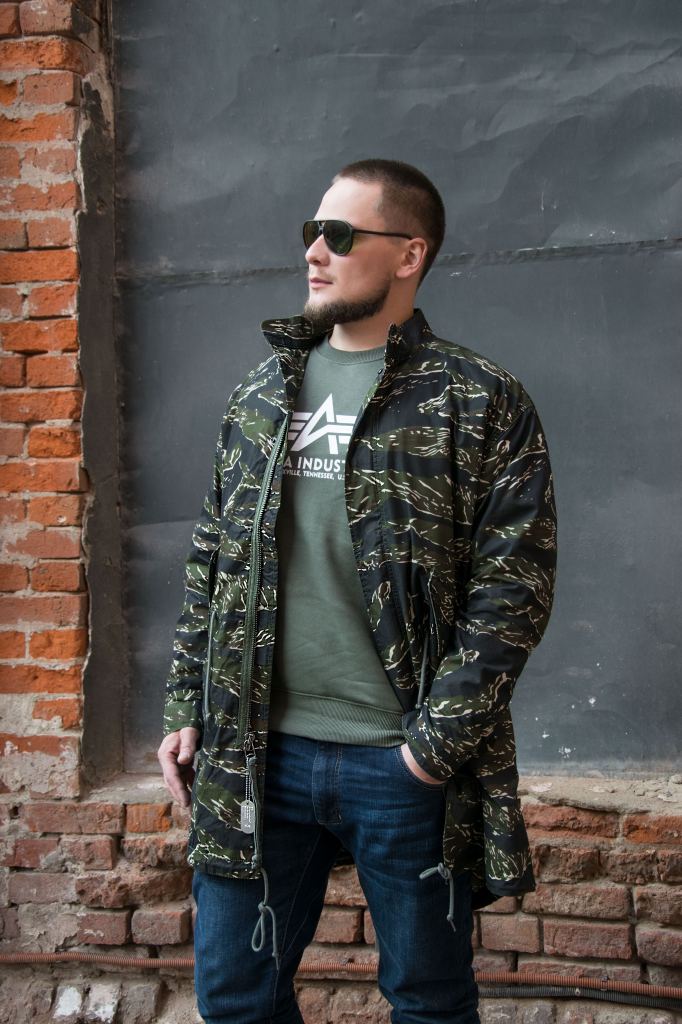 Alpha industries defender fishtail parka deals