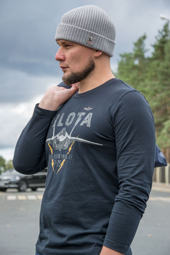 футболка брендовая