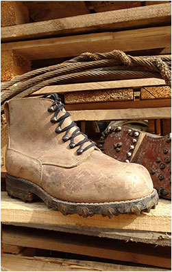 Ботинки BERGSCHUHE горные б/у Швейцария