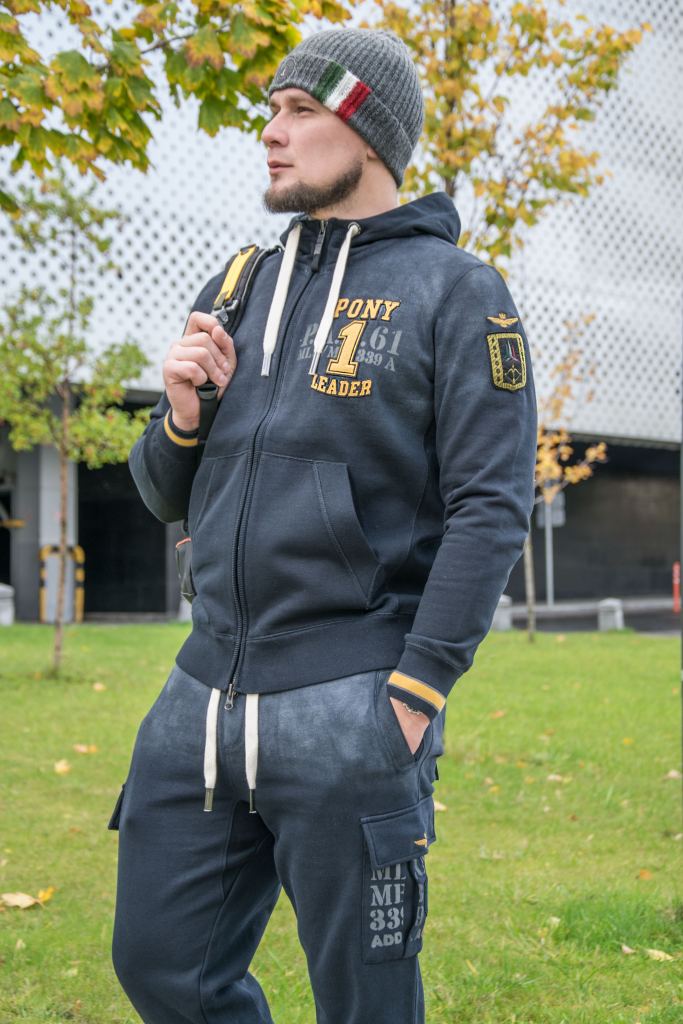 Толстовка с капюшоном AERONAUTICA MILITARE FW 2223IN blue scuro (FE 1716) (4).jpg Толстовка с капюшоном AERONAUTICA MILITARE FW 2223IN blue scuro (FE 1716) (4).jpg