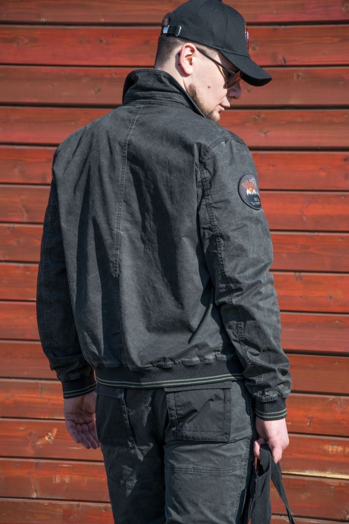 Ветровка-бомбер AERONAUTICA MILITARE SS 22 m/CN jet black (AB 2000)