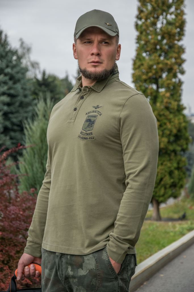 Футболка-поло-AERONAUTICA-MILITARE-длинныи-рукав-FW-22-23-TR-verde-militare-(PO-1650)-1.jpg Футболка-поло-AERONAUTICA-MILITARE-длинныи-рукав-FW-22-23-TR-verde-militare-(PO-1650)-1.jpg