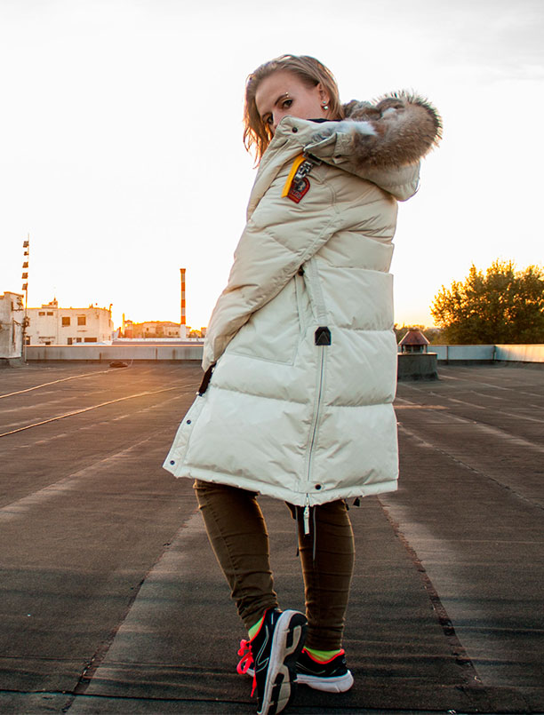 Куртка женская PARAJUMPERS LONG BEAR