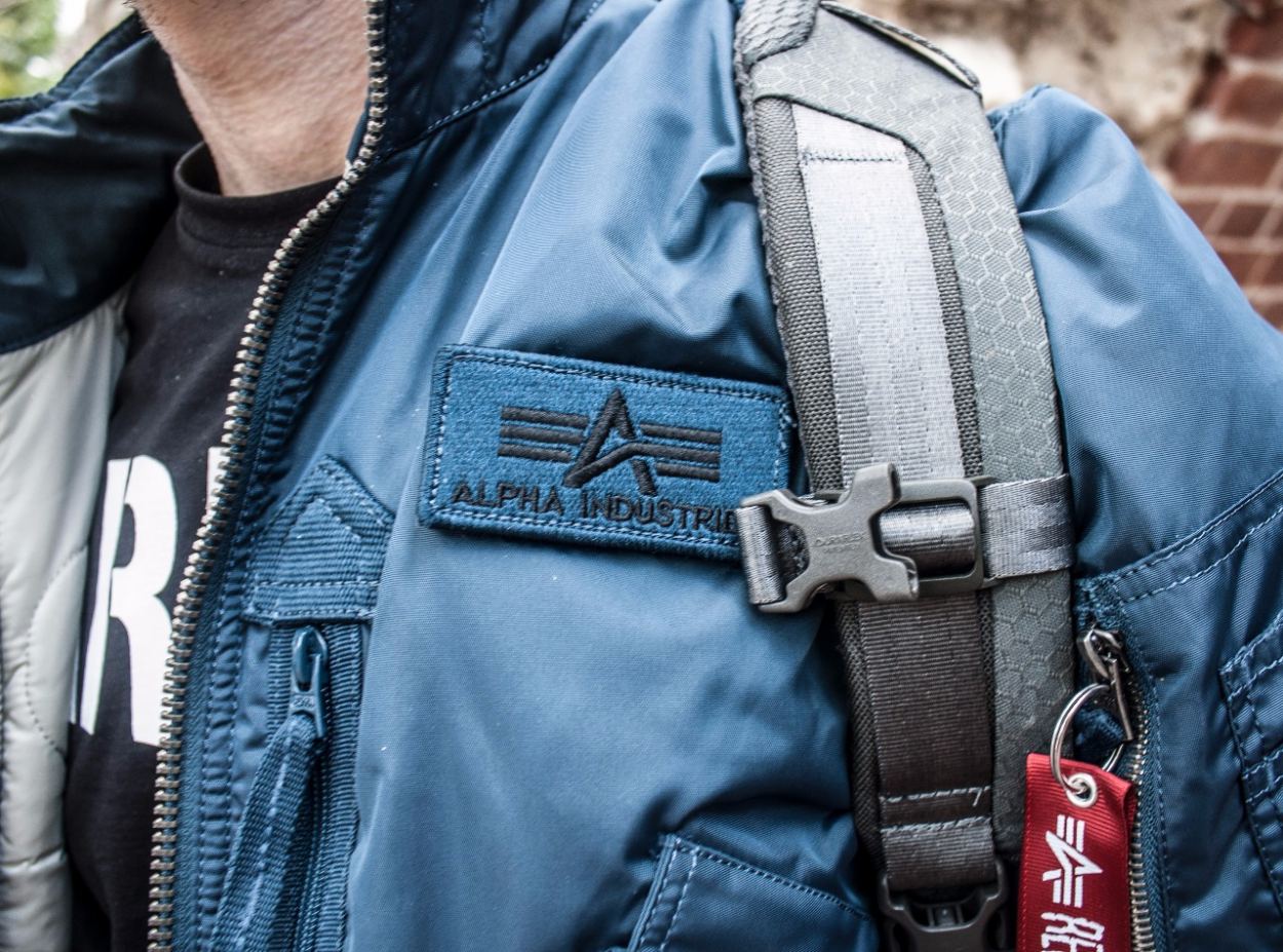 Куртка мужская Engine Alpha Industries